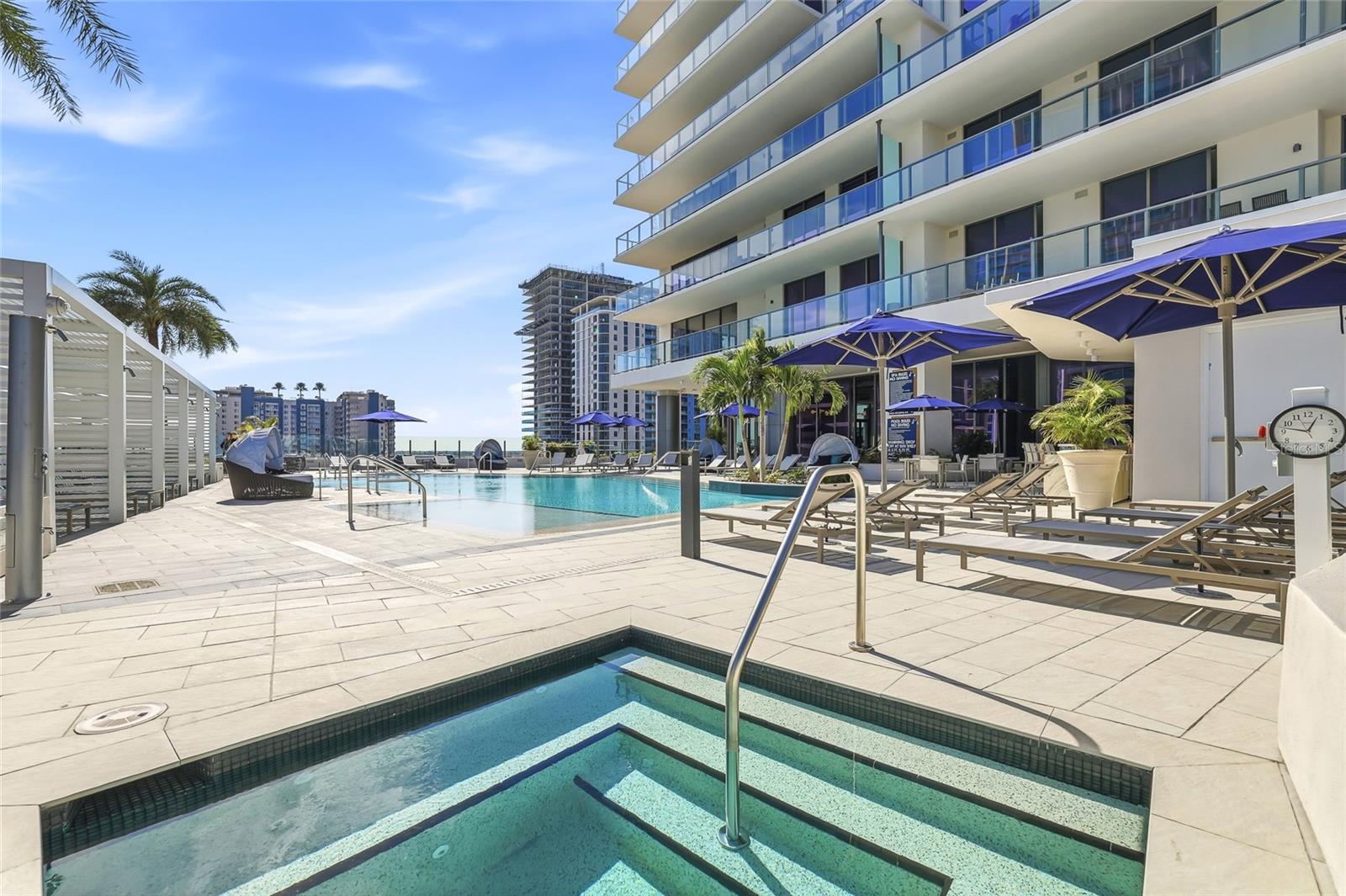 275 1ST AVE S #1003, ST PETERSBURG, FL, 33701