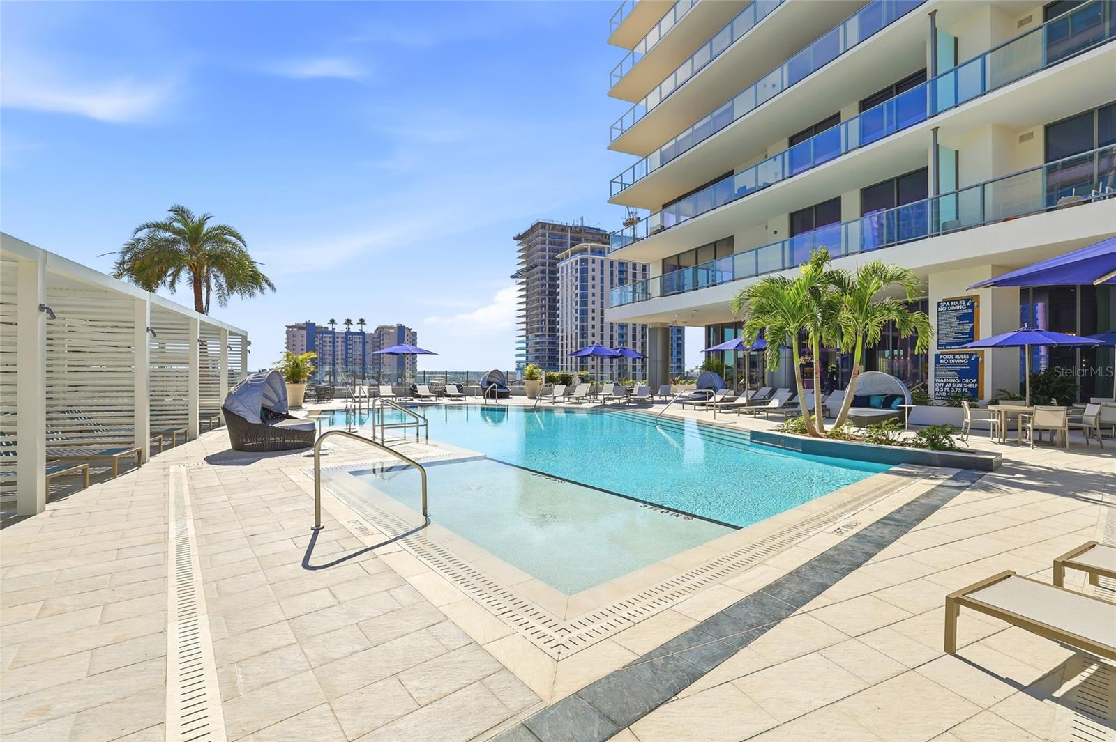 275 1ST AVE S #1003, ST PETERSBURG, FL, 33701