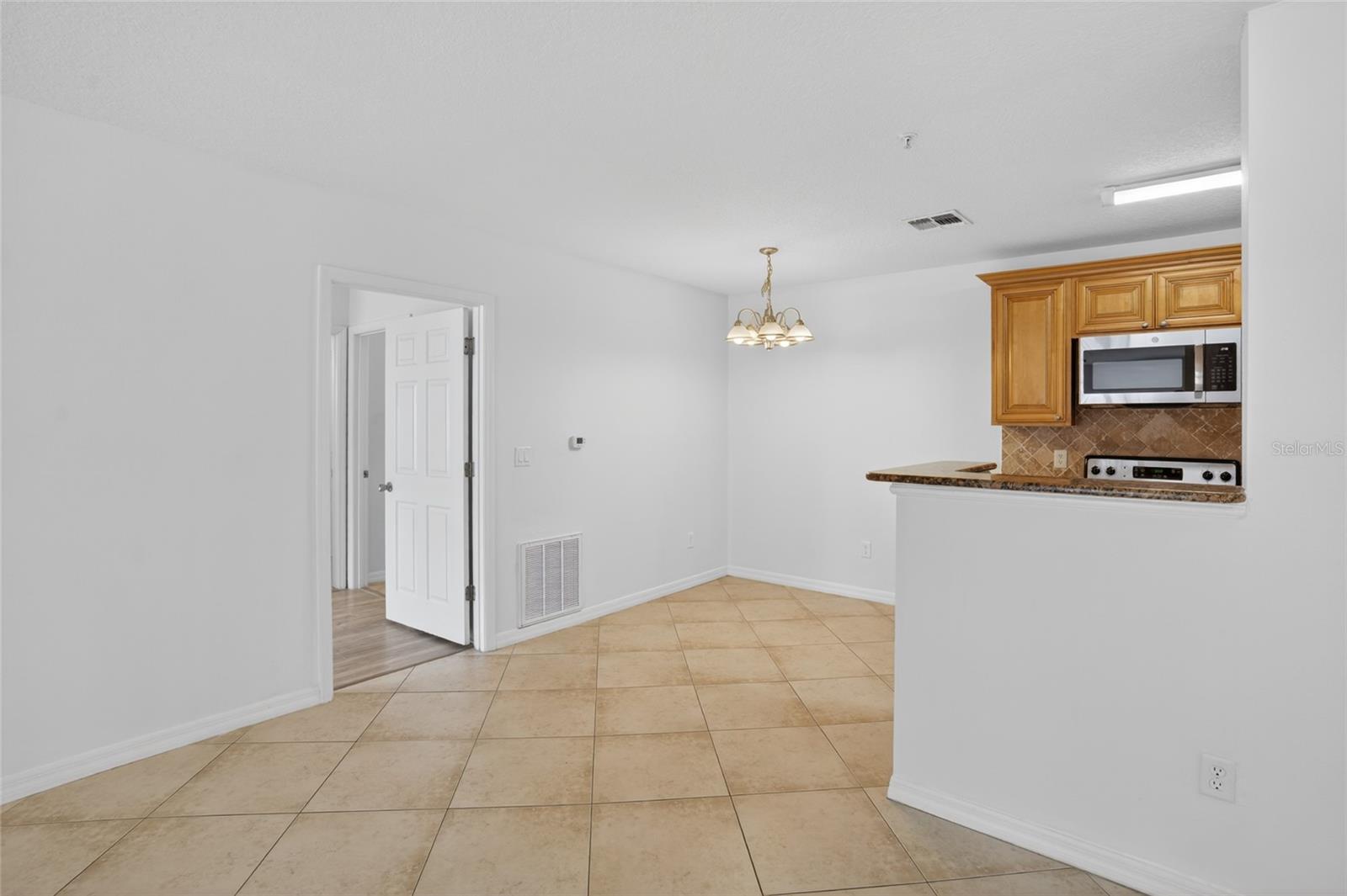 4364 S KIRKMAN RD #307, ORLANDO, FL, 32811