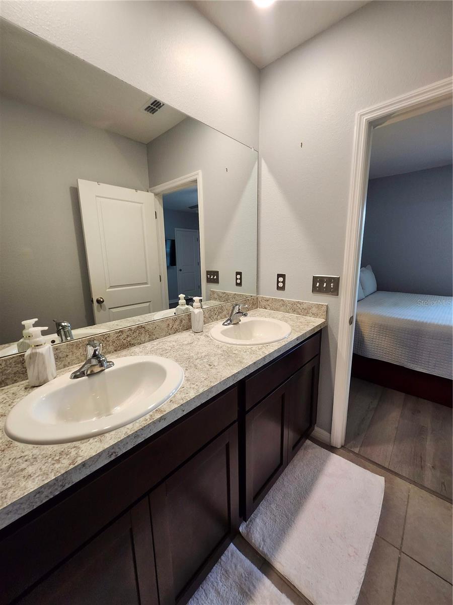 3247 PLEASANT WILLOW CT, BRANDON, FL, 33511
