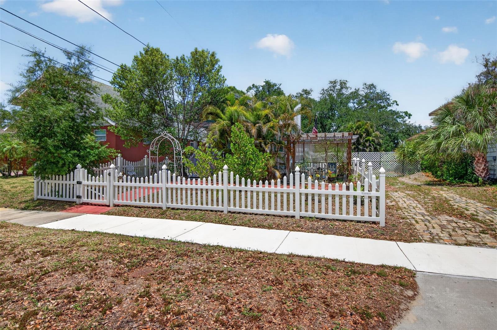 608 BELLEVIEW BLVD, BELLEAIR, FL, 33756