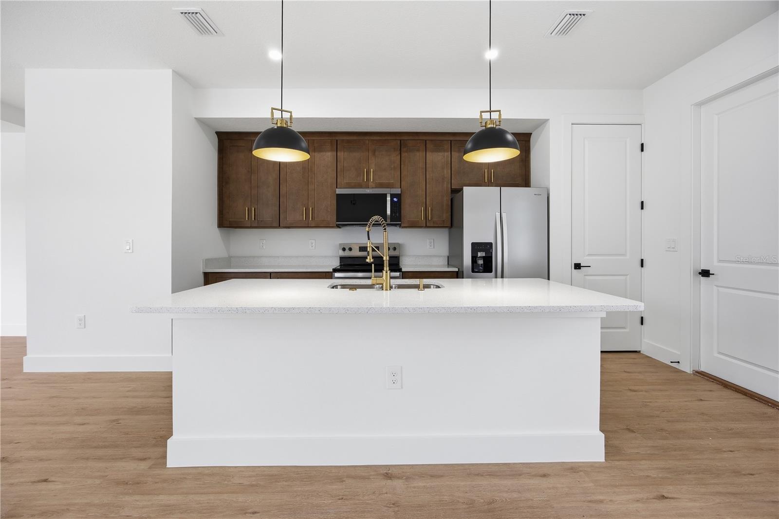 1 OAK TRL, OCALA, FL, 34472