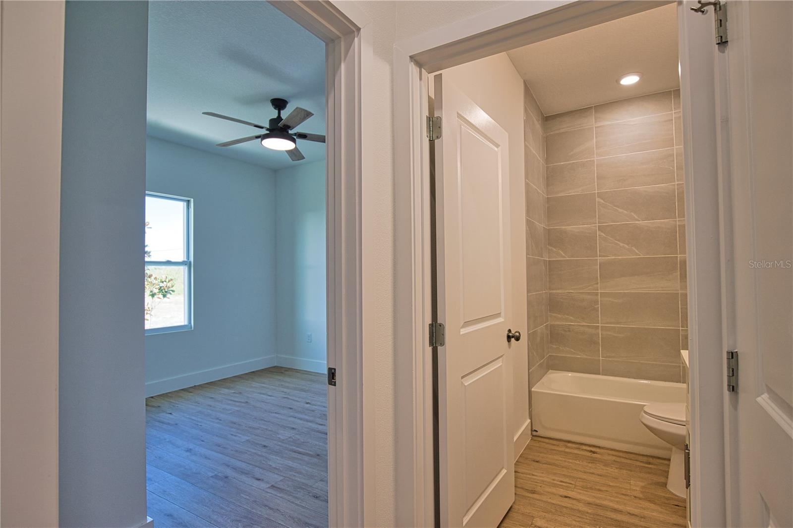 289 BOUNDARY BLVD #202, ROTONDA WEST, FL, 33947