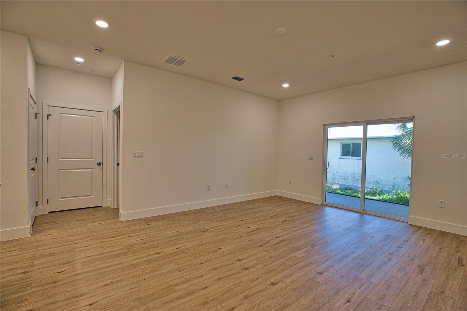289 BOUNDARY BLVD #202, ROTONDA WEST, FL, 33947