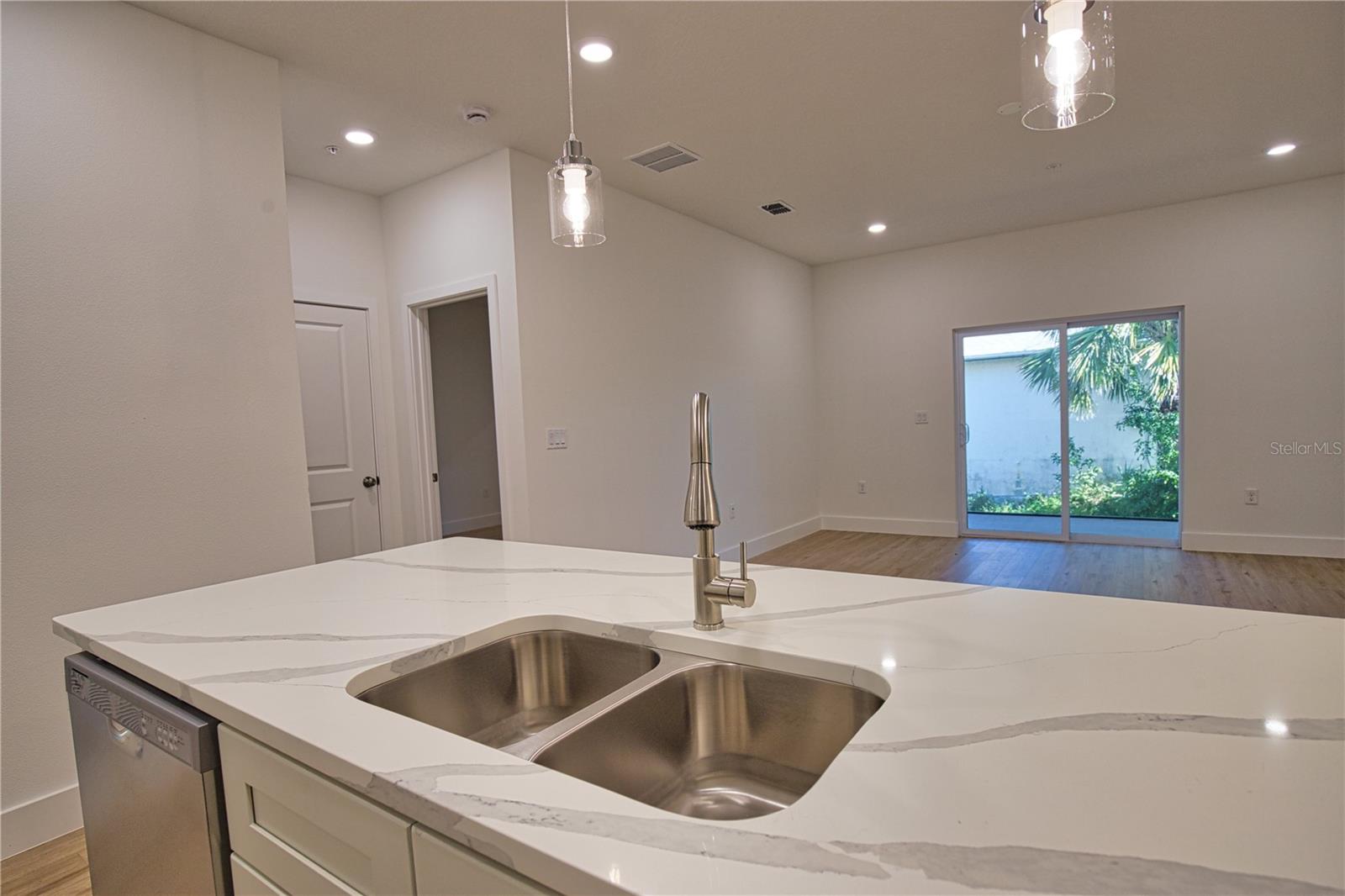289 BOUNDARY BLVD #202, ROTONDA WEST, FL, 33947