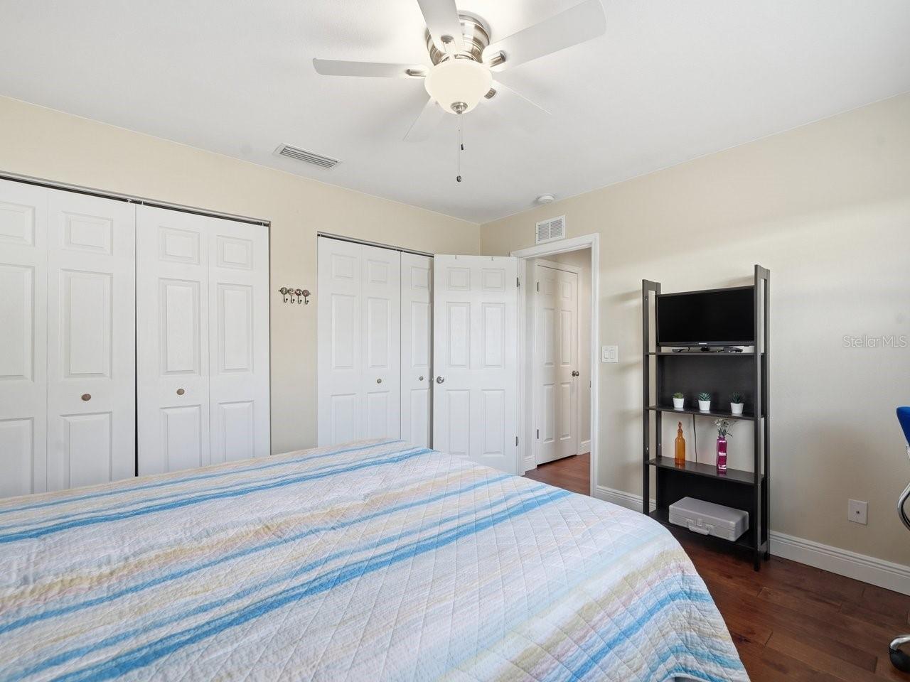 3650 SHADY BLUFFS DR, LARGO, FL, 33770