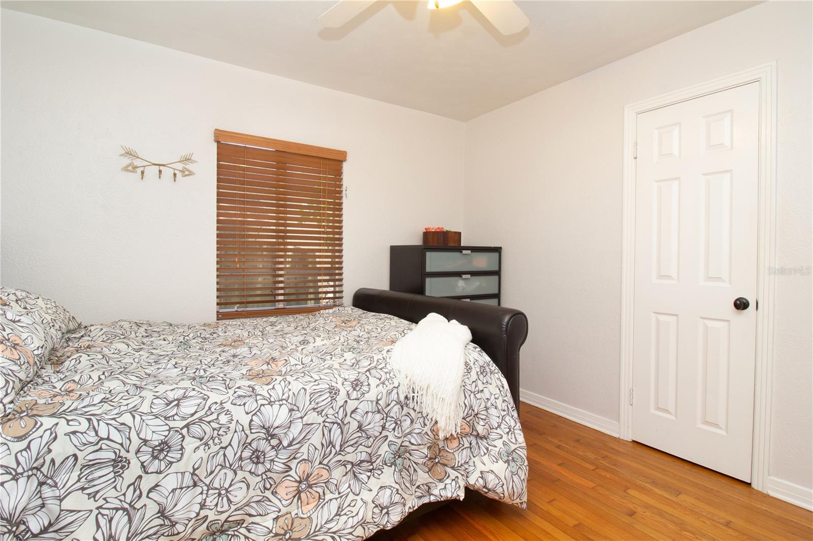 2222 34TH AVE N, ST PETERSBURG, FL, 33713
