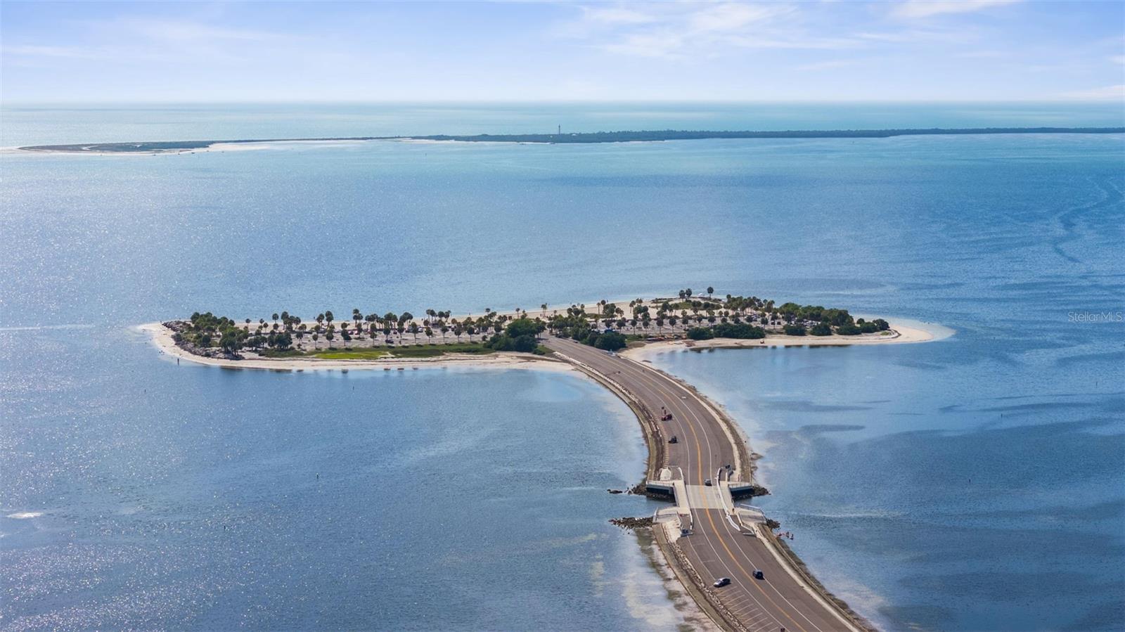 112 S FLORIDA AVE, TARPON SPRINGS, FL, 34689