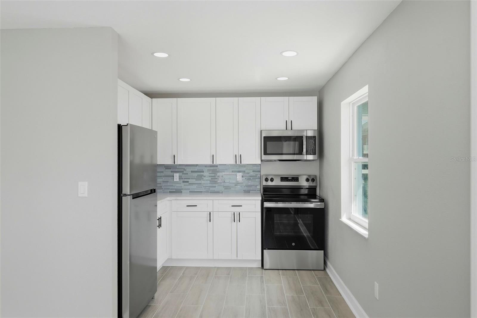 14906 N BAYSHORE DR, MADEIRA BEACH, FL, 33708