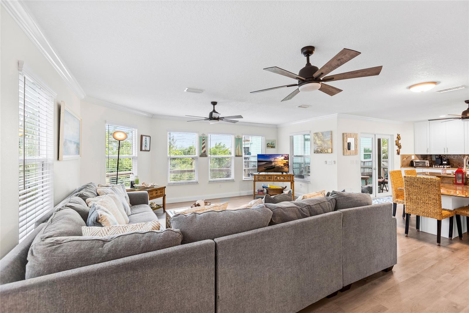 8152 LITTLE GASPARILLA IS, PLACIDA, FL, 33946