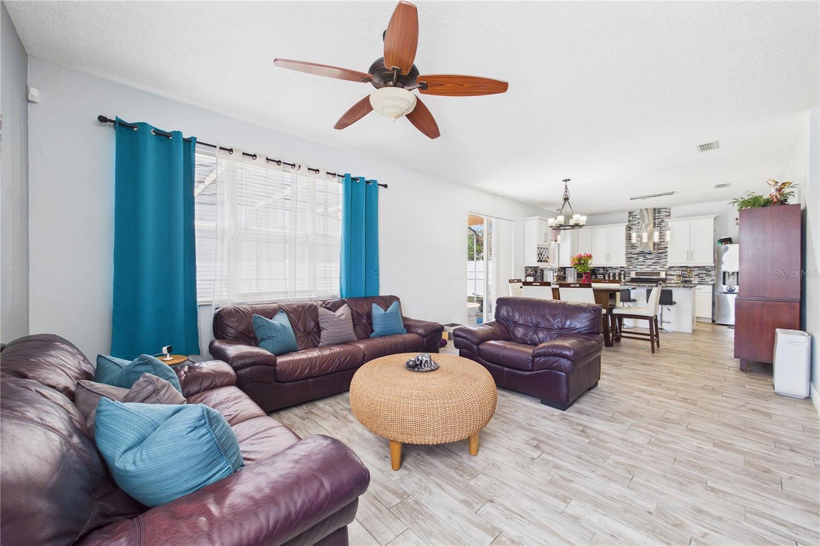 11932 OLD GLORY DR, ORLANDO, FL, 32837