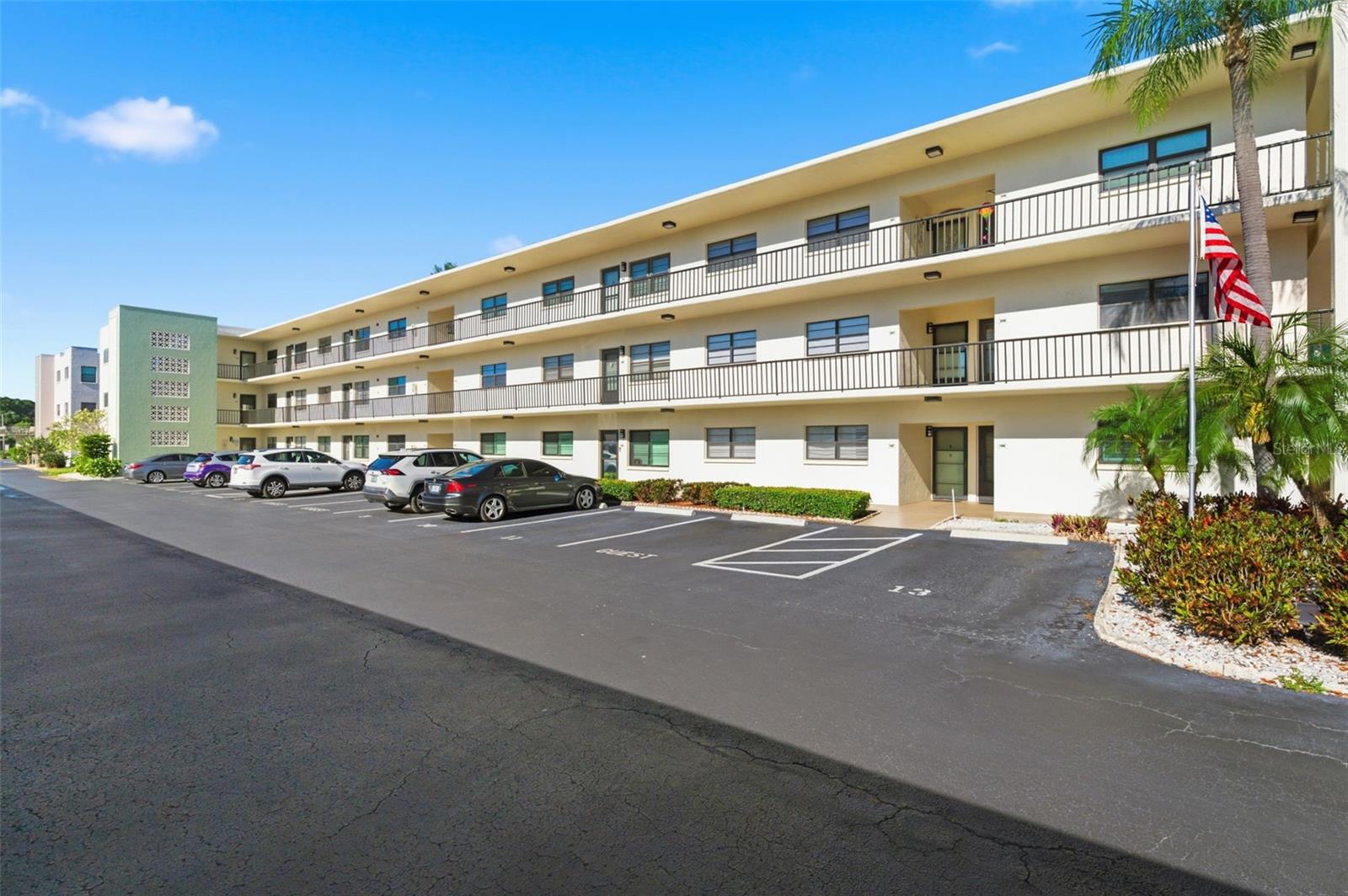 5980 TERRACE PARK DR N #108, ST PETERSBURG, FL, 33709