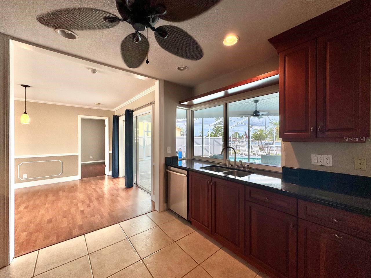 6316 LAKE SUNRISE DR, APOLLO BEACH, FL, 33572