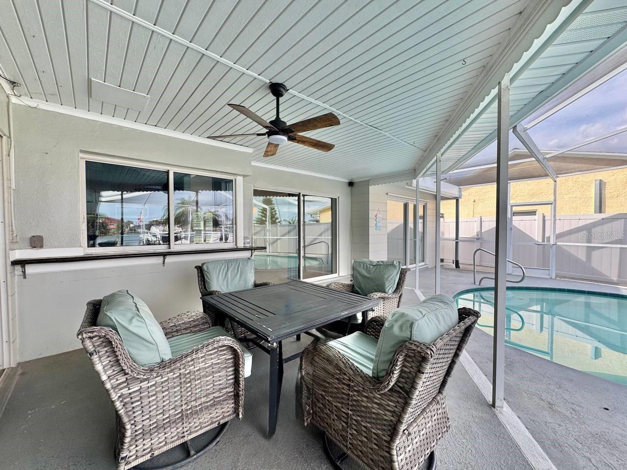 6316 LAKE SUNRISE DR, APOLLO BEACH, FL, 33572