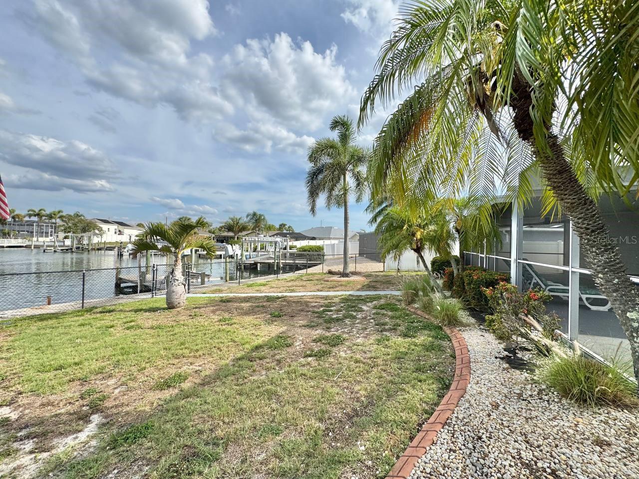 6316 LAKE SUNRISE DR, APOLLO BEACH, FL, 33572