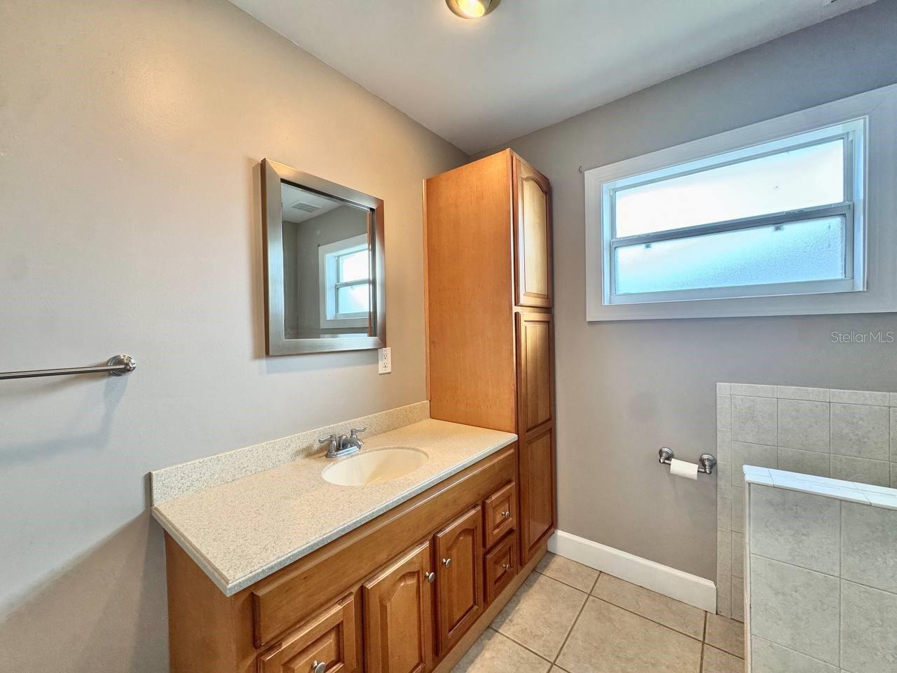 6316 LAKE SUNRISE DR, APOLLO BEACH, FL, 33572