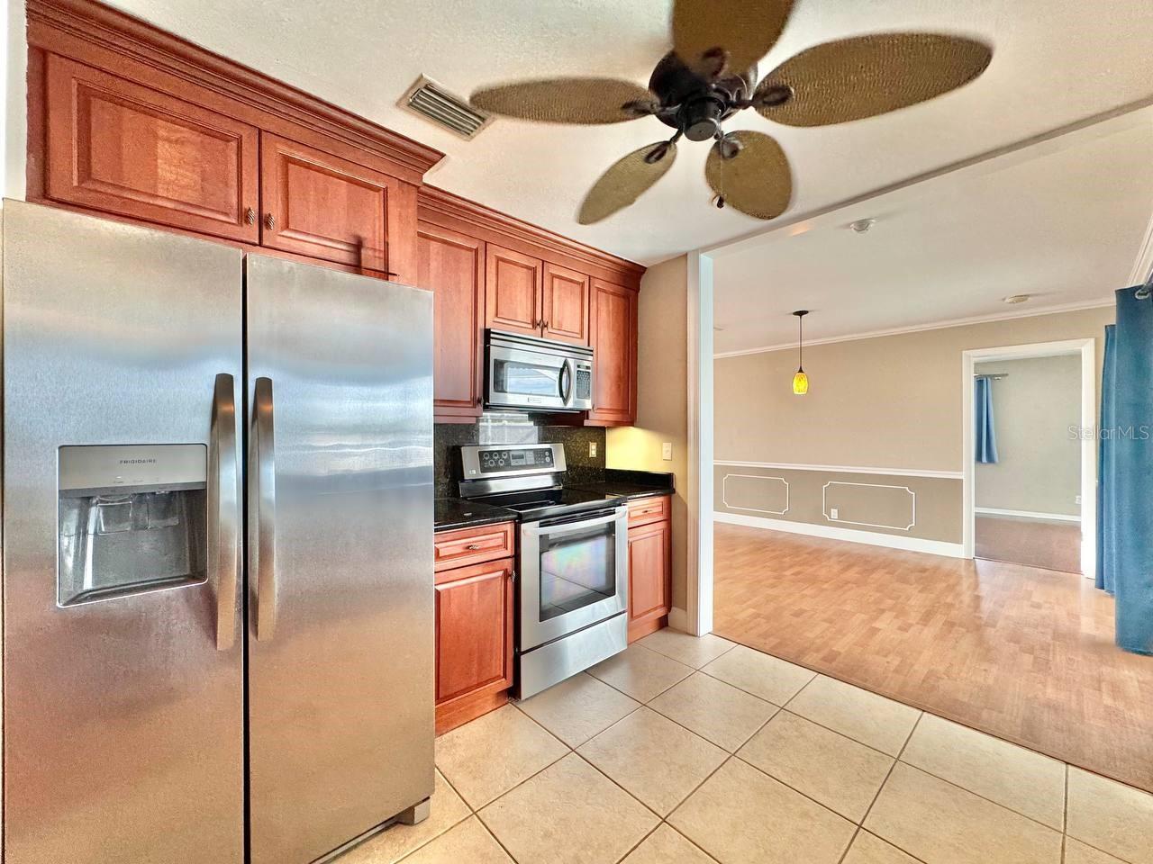 6316 LAKE SUNRISE DR, APOLLO BEACH, FL, 33572