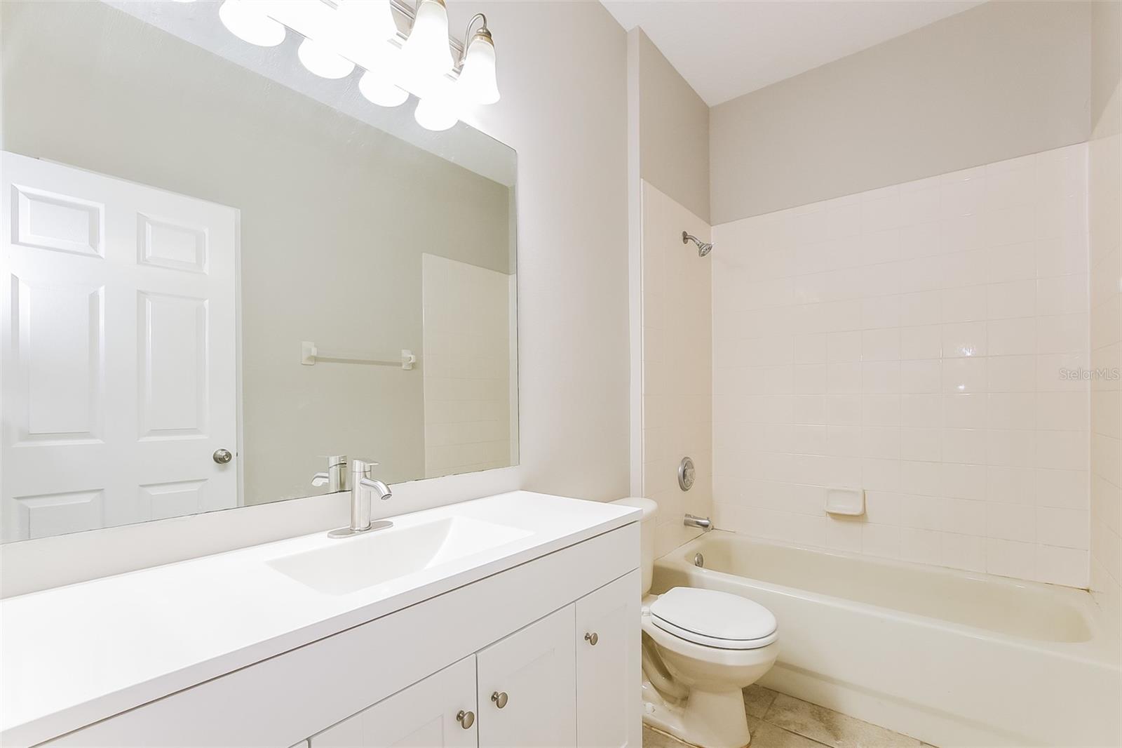 2043 HAMMOCK MOSS DR, ORLANDO, FL, 32820