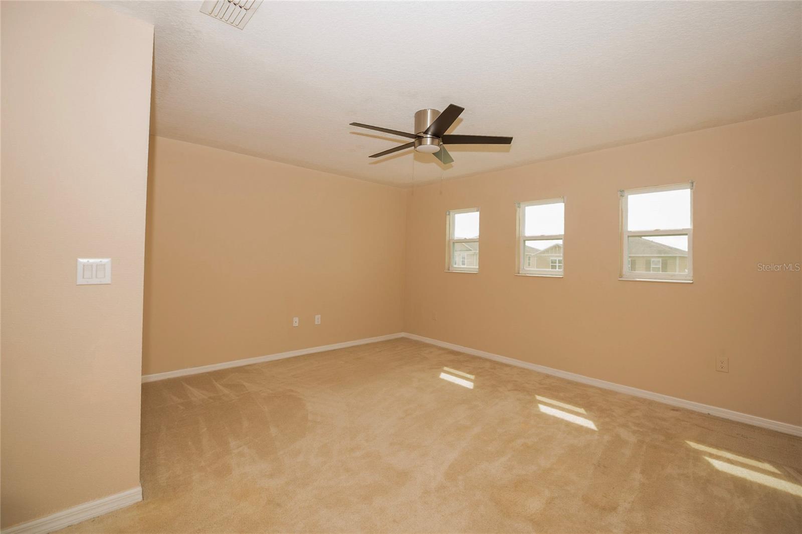 633 OGELTHORPE DR, DAVENPORT, FL, 33897