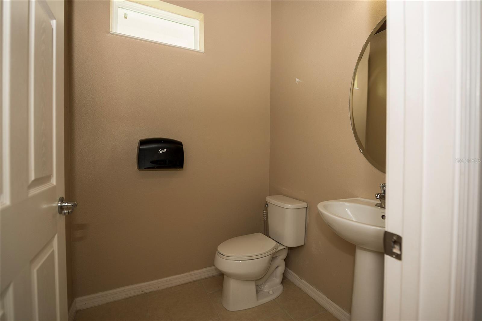 633 OGELTHORPE DR, DAVENPORT, FL, 33897
