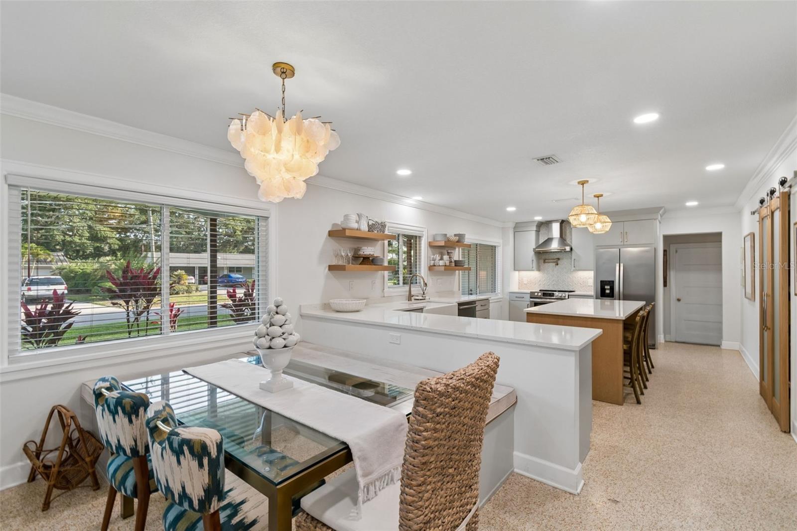 10916 CARROLLWOOD DR, TAMPA, FL, 33618