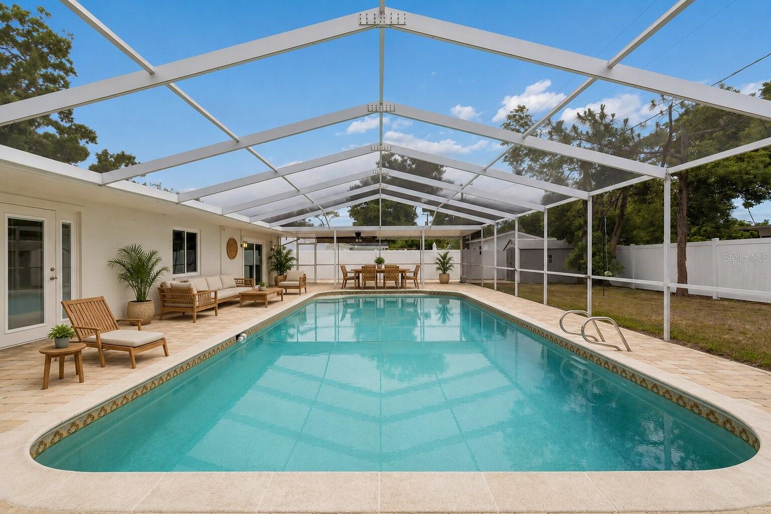 10916 CARROLLWOOD DR, TAMPA, FL, 33618