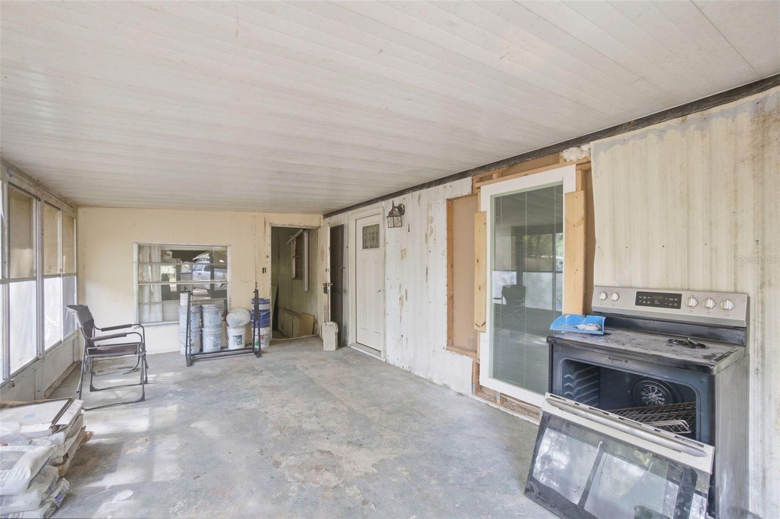 6945 NE 5TH PL, OCALA, FL, 34470