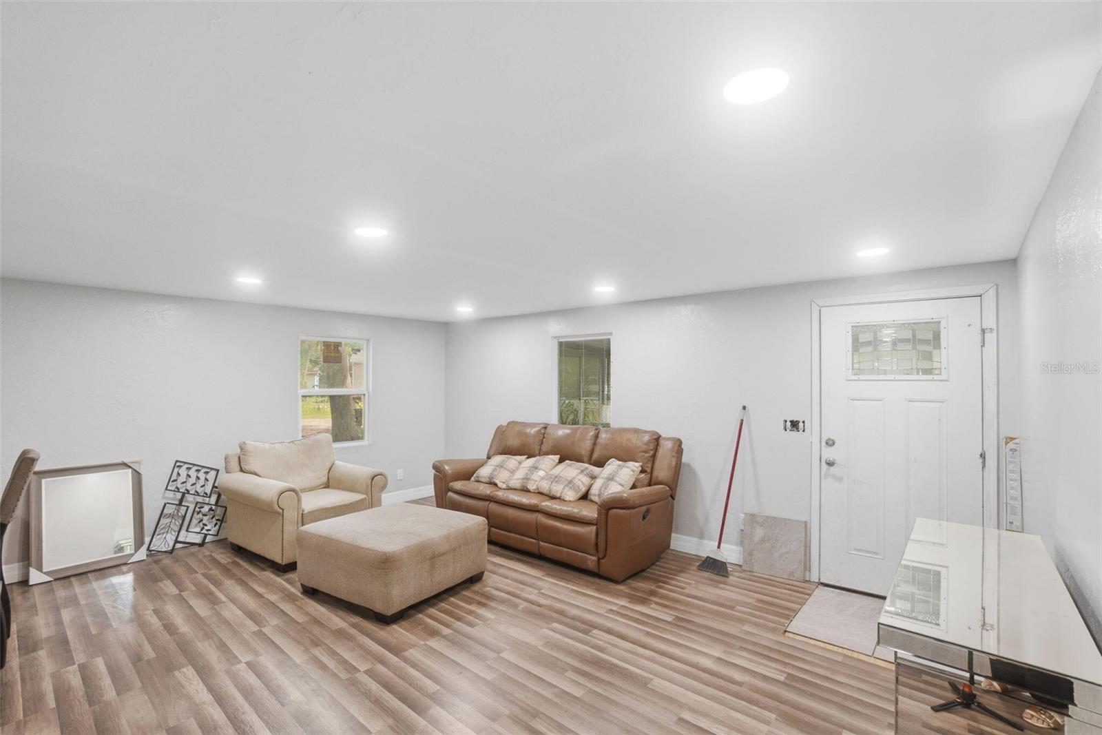 6945 NE 5TH PL, OCALA, FL, 34470