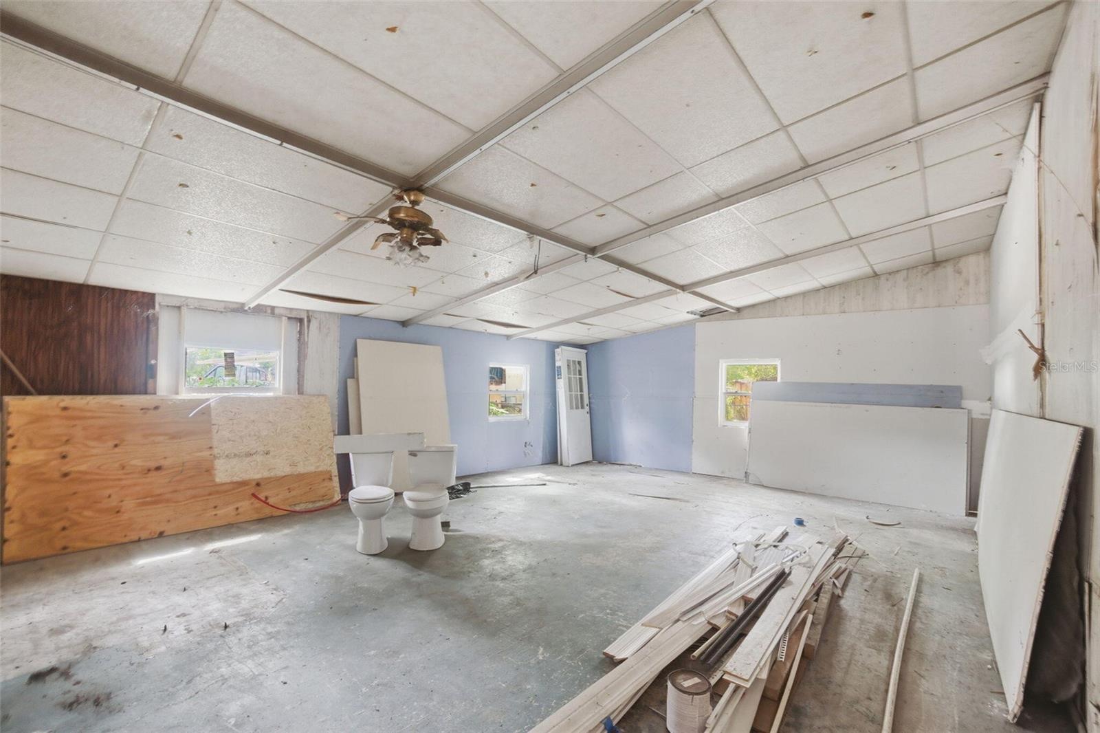 6945 NE 5TH PL, OCALA, FL, 34470