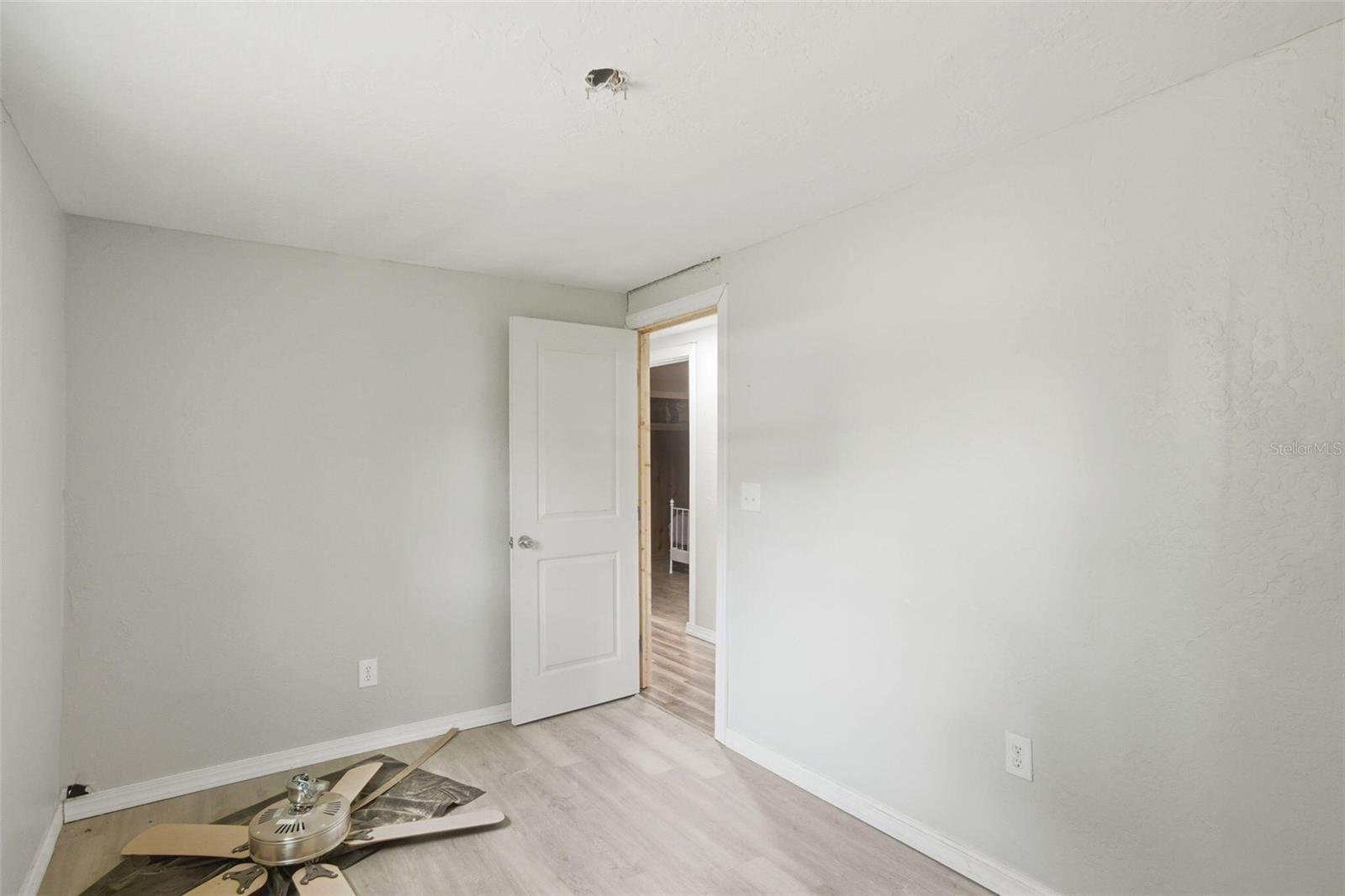 6945 NE 5TH PL, OCALA, FL, 34470