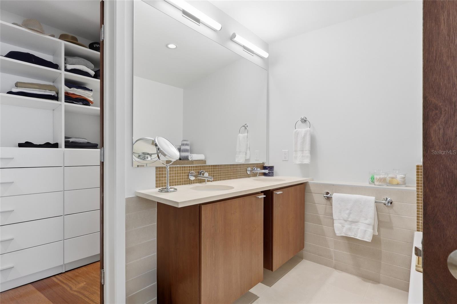 111 N 12TH ST #1327, TAMPA, FL, 33602