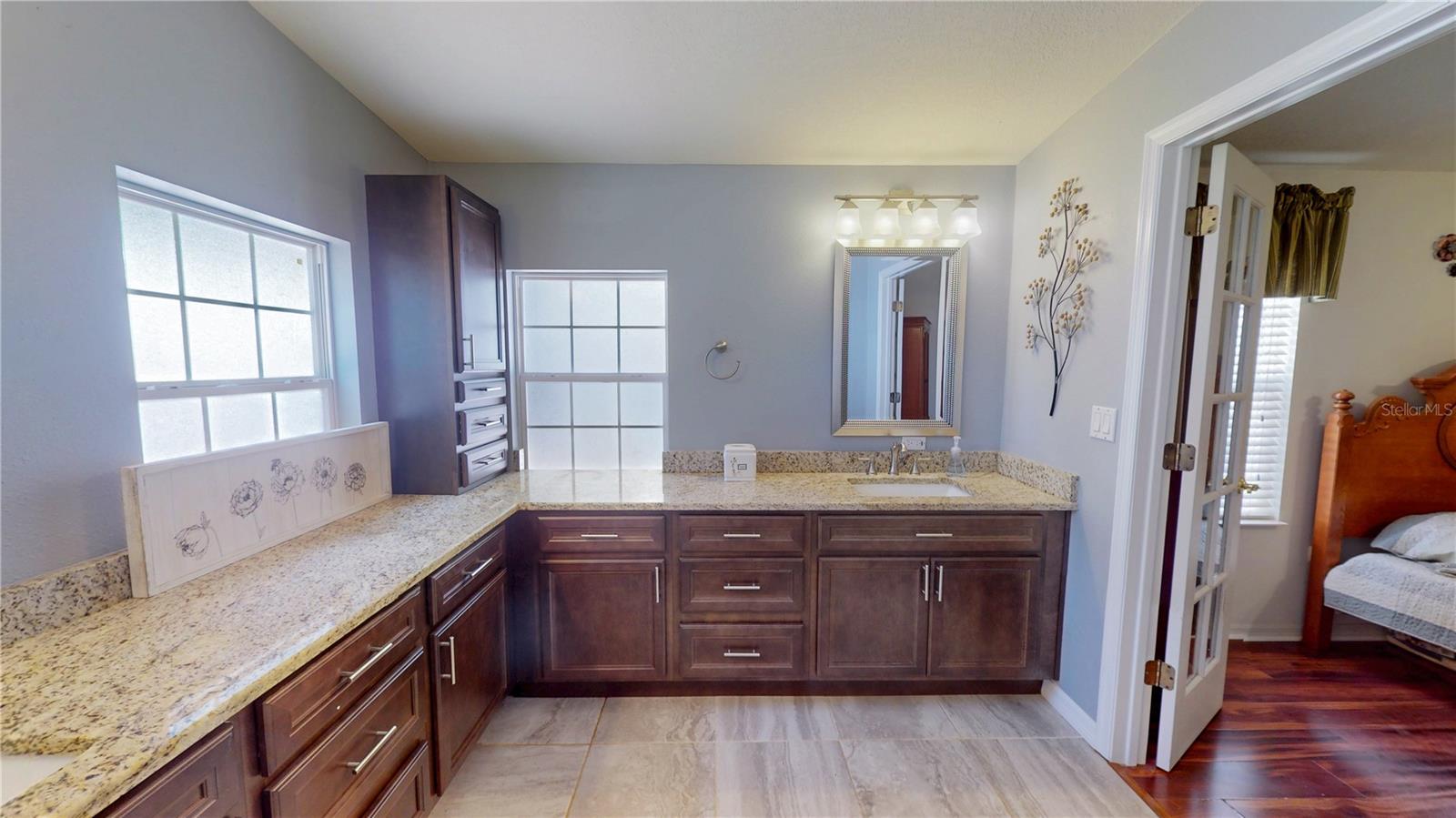10324 SKEWLEE RD, THONOTOSASSA, FL, 33592