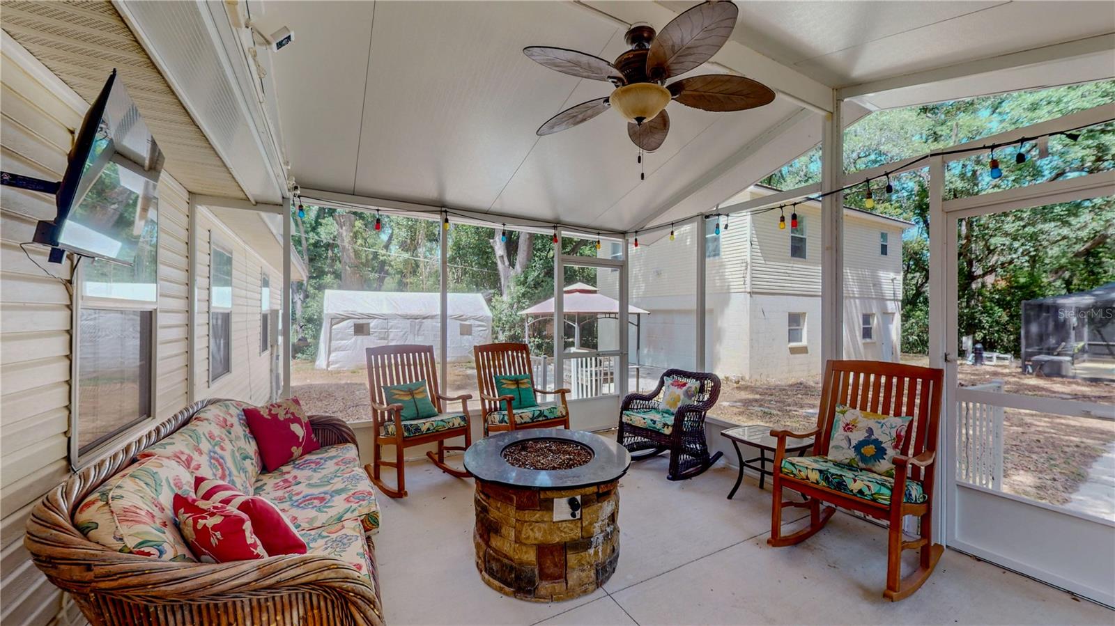 10324 SKEWLEE RD, THONOTOSASSA, FL, 33592