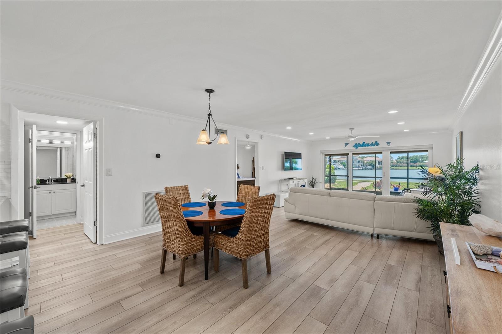 4740 BRITTANY DR S #31, ST PETERSBURG, FL, 33715