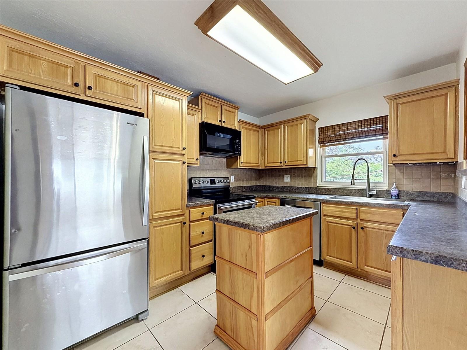 2518 W NORTH ST, TAMPA, FL, 33614