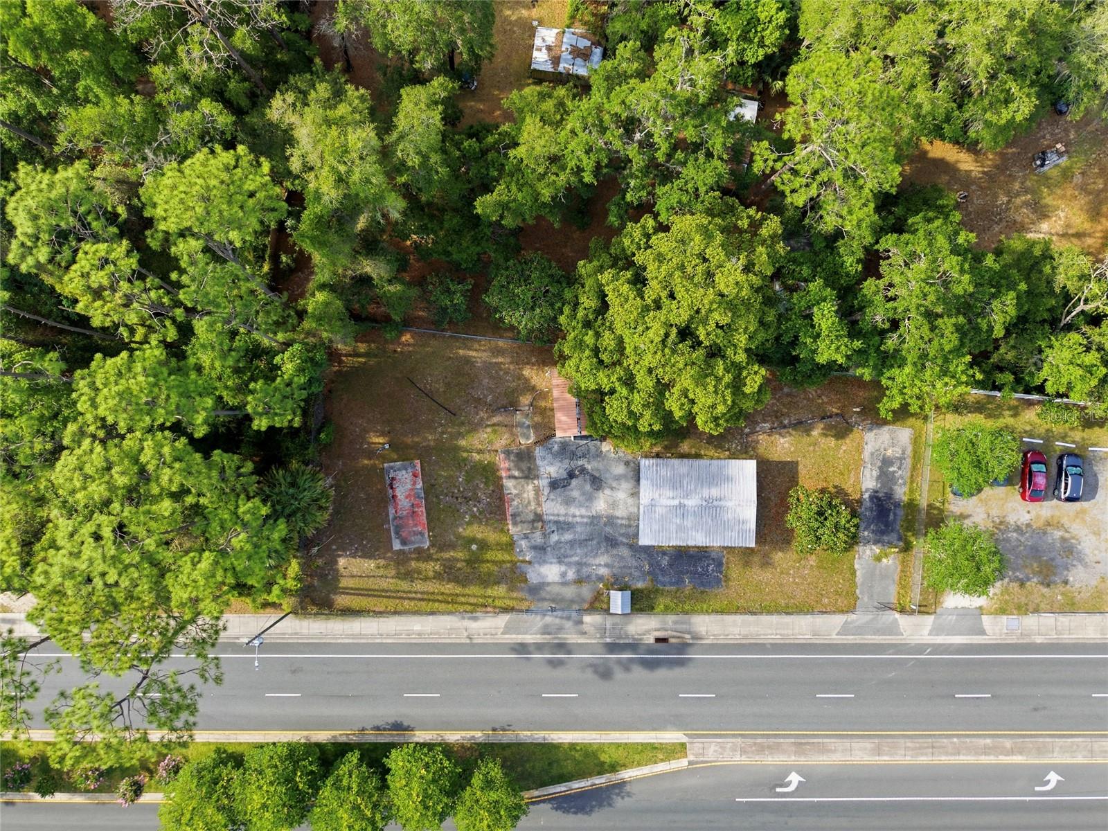 320 HIGHWAY 466, LADY LAKE, FL, 32159
