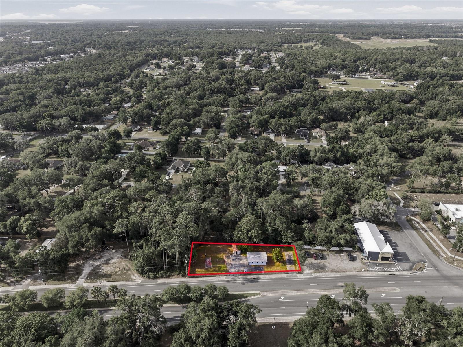 320 HIGHWAY 466, LADY LAKE, FL, 32159