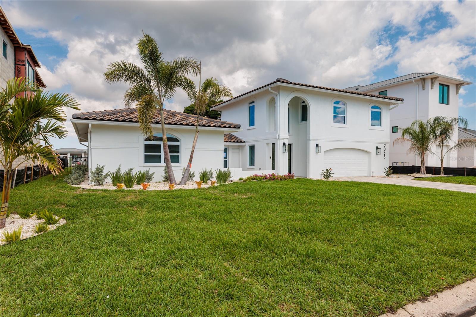 2063 ILLINOIS AVE NE, ST PETERSBURG, FL, 33703