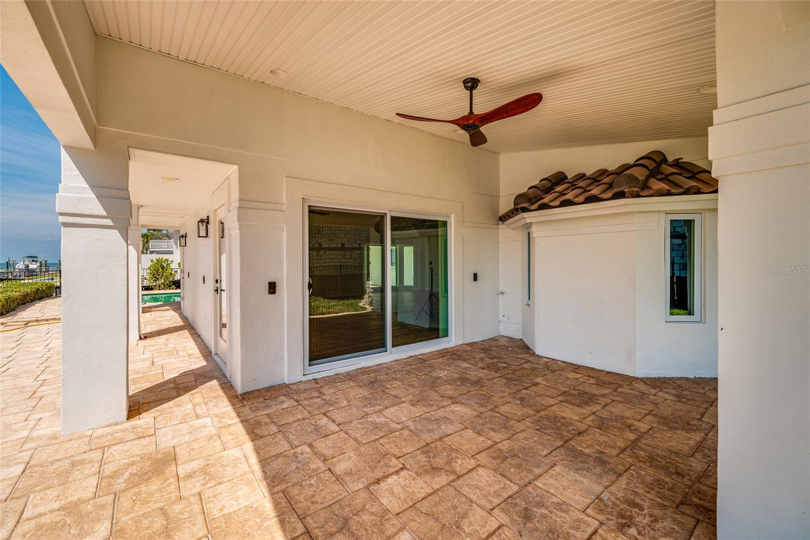 2063 ILLINOIS AVE NE, ST PETERSBURG, FL, 33703
