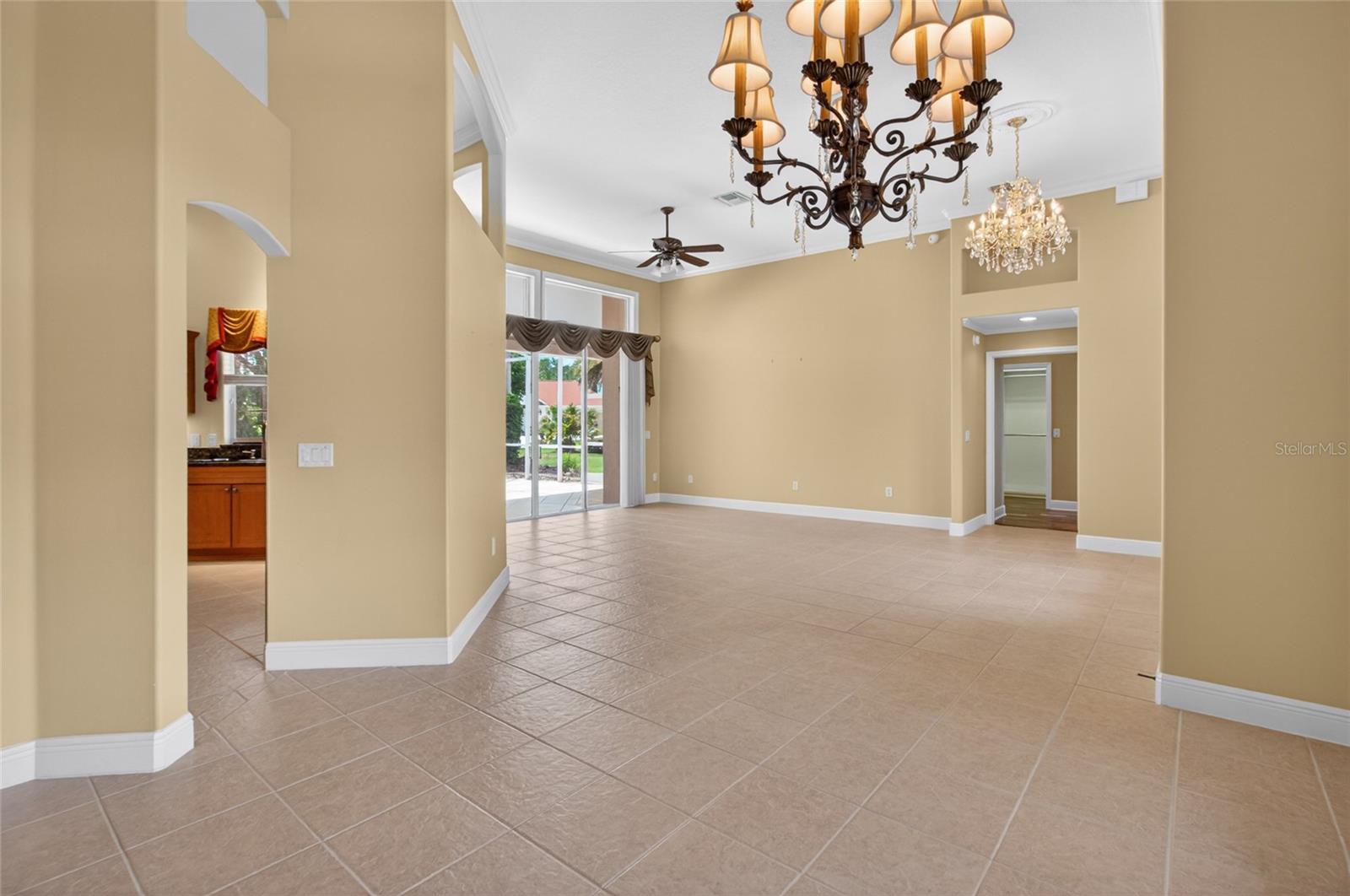 1300 BENNETT PL, THE VILLAGES, FL, 32162