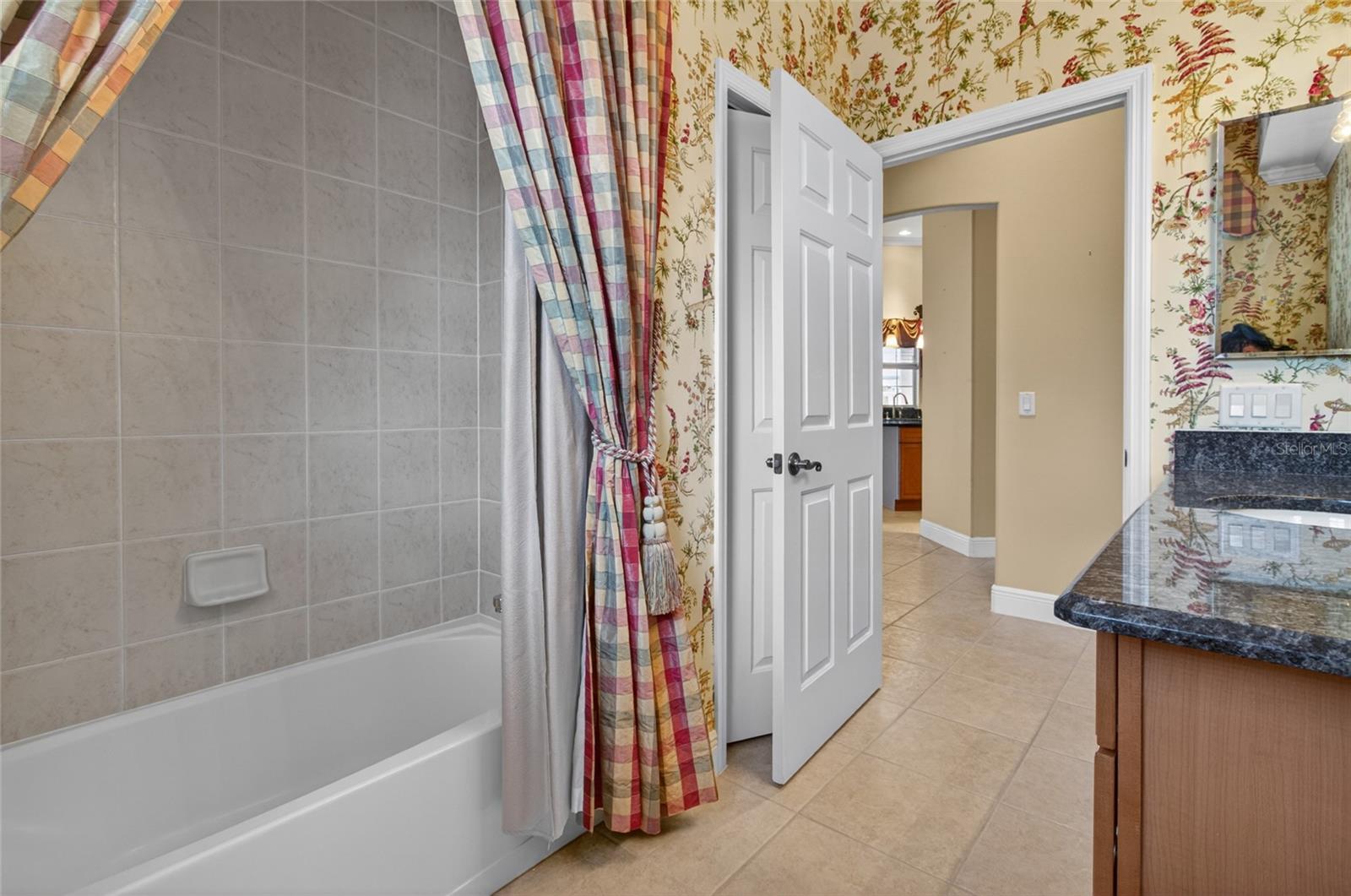 1300 BENNETT PL, THE VILLAGES, FL, 32162