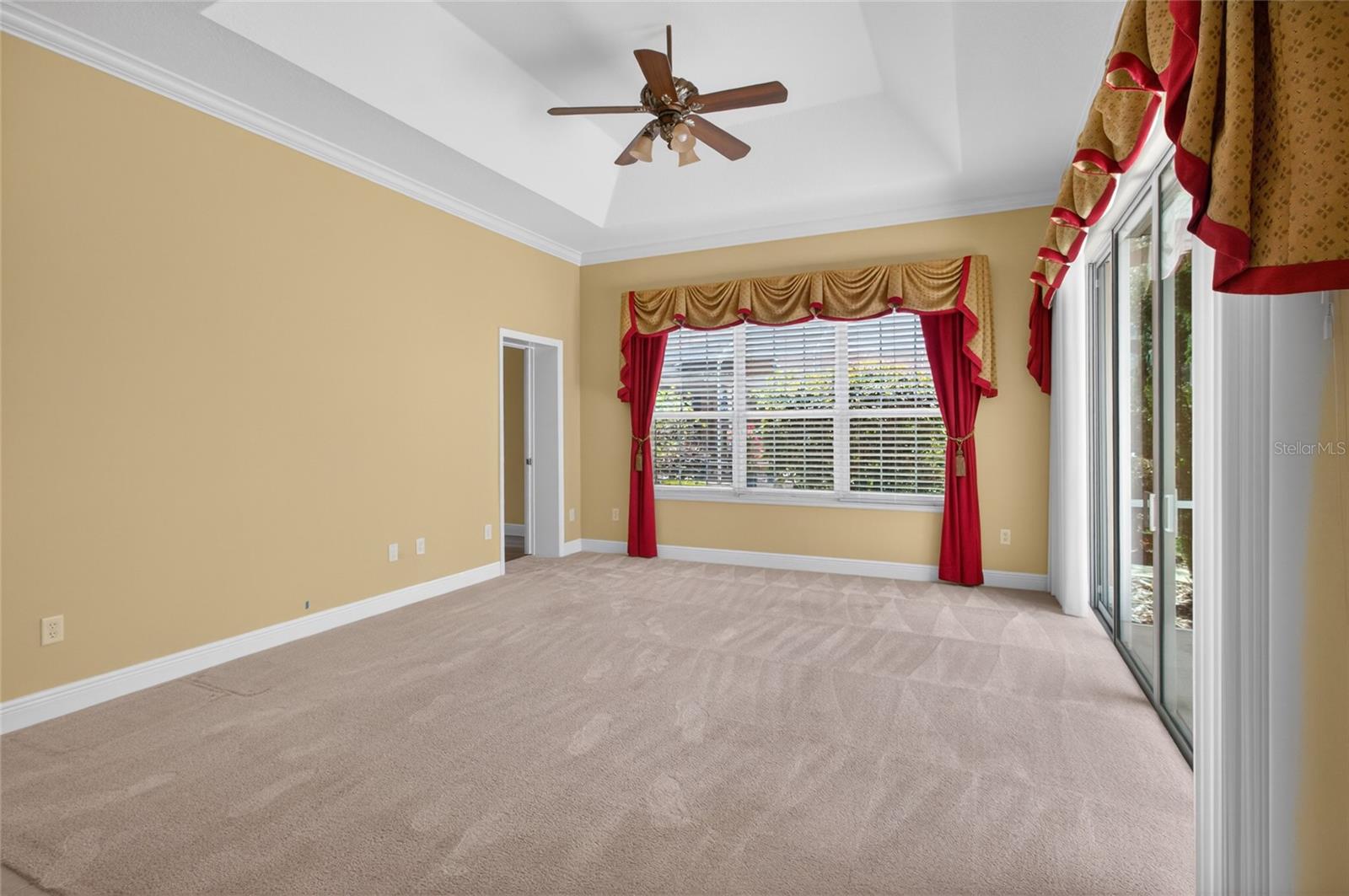 1300 BENNETT PL, THE VILLAGES, FL, 32162
