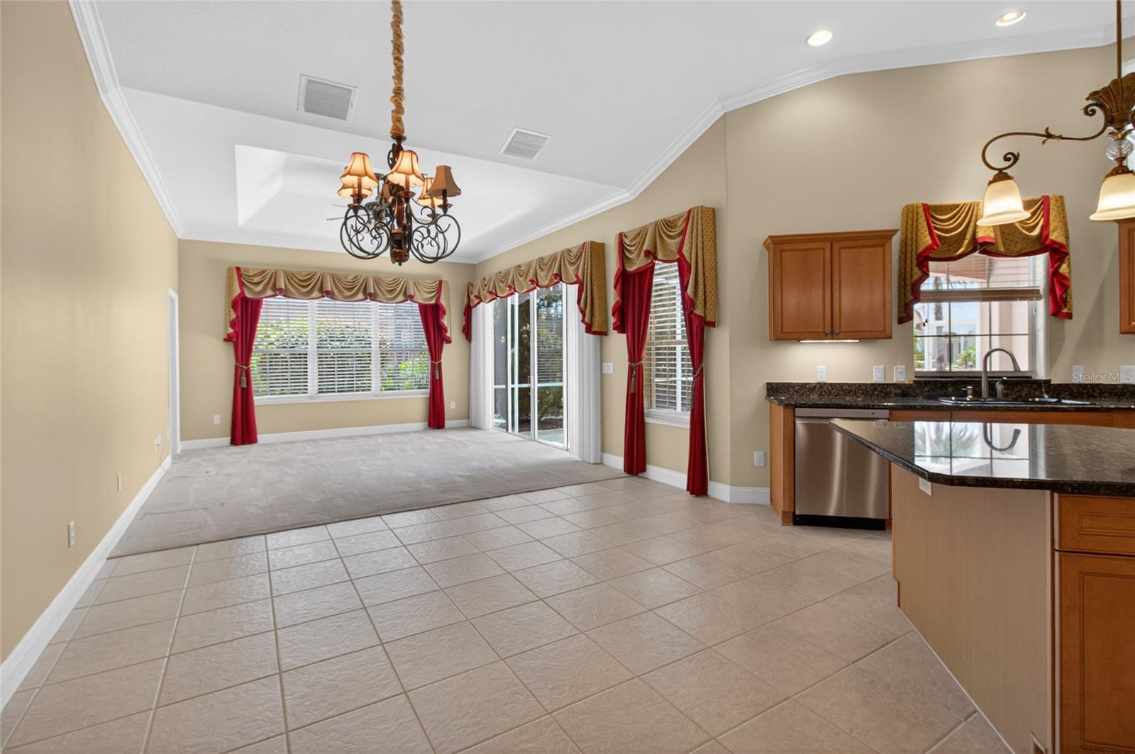 1300 BENNETT PL, THE VILLAGES, FL, 32162