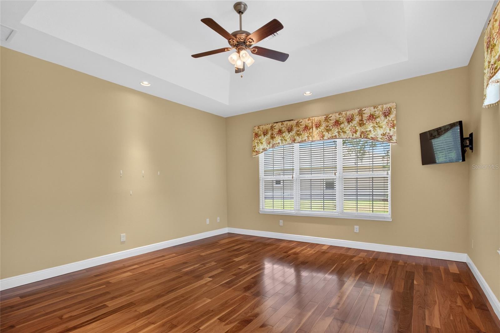 1300 BENNETT PL, THE VILLAGES, FL, 32162
