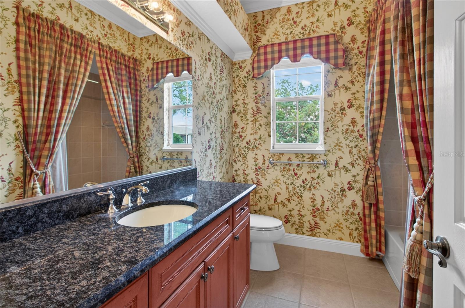1300 BENNETT PL, THE VILLAGES, FL, 32162