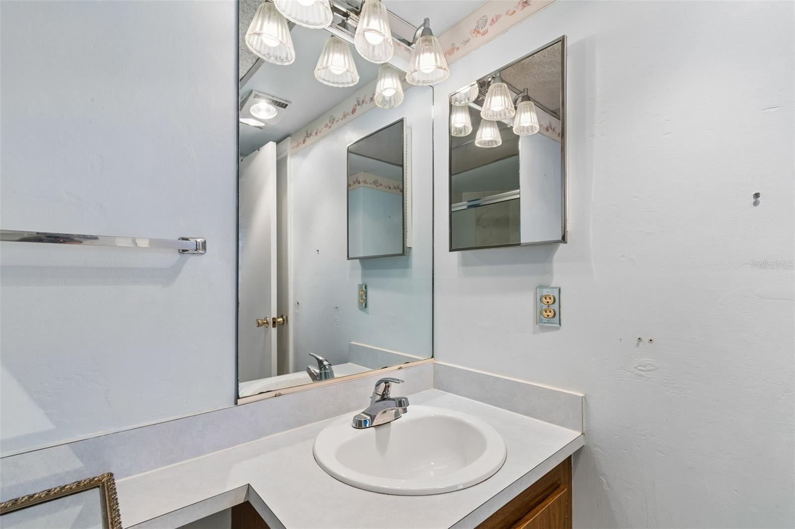 6960 20TH AVE N #501, ST PETERSBURG, FL, 33710
