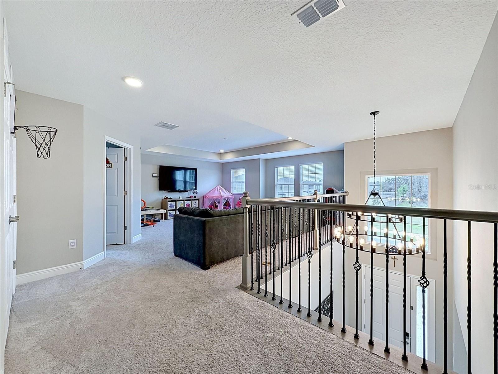 33163 SYCAMORE LEAF DR, WESLEY CHAPEL, FL, 33545