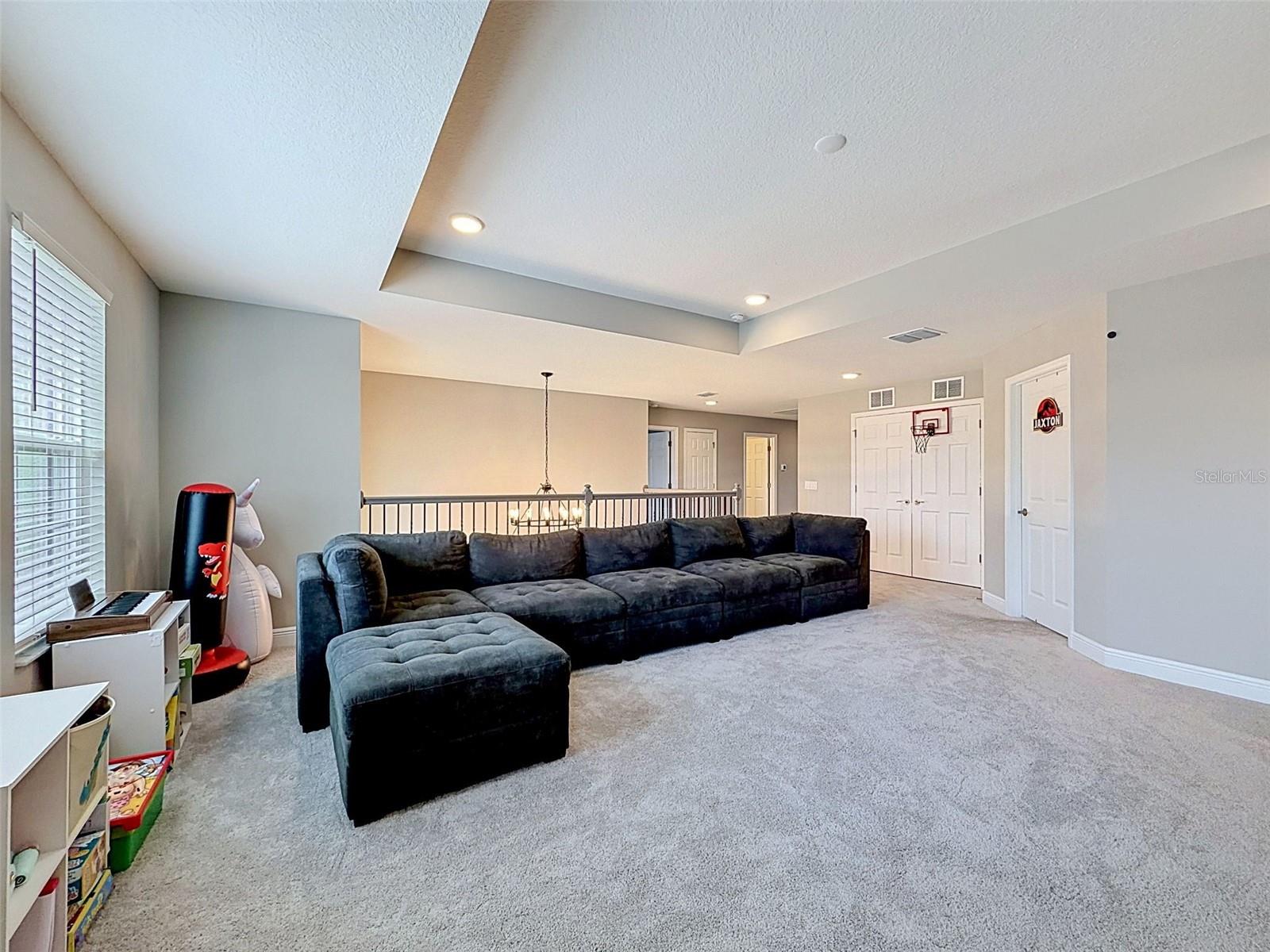 33163 SYCAMORE LEAF DR, WESLEY CHAPEL, FL, 33545