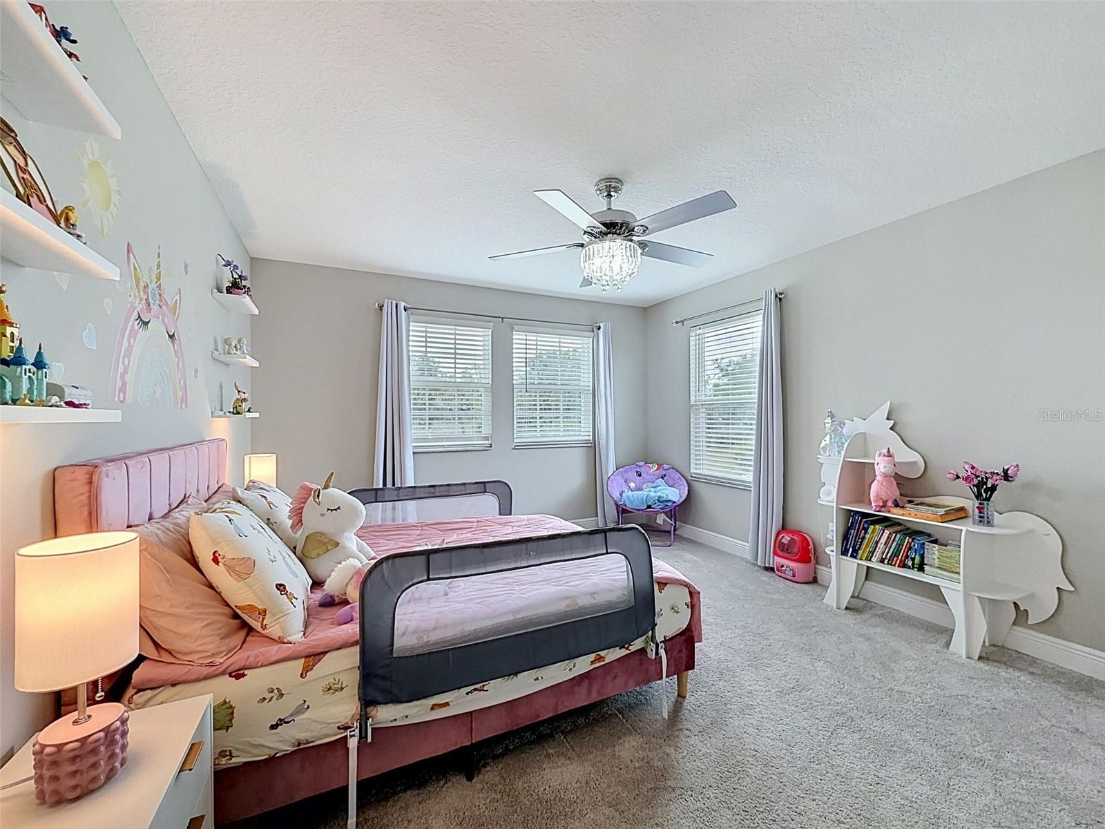 33163 SYCAMORE LEAF DR, WESLEY CHAPEL, FL, 33545