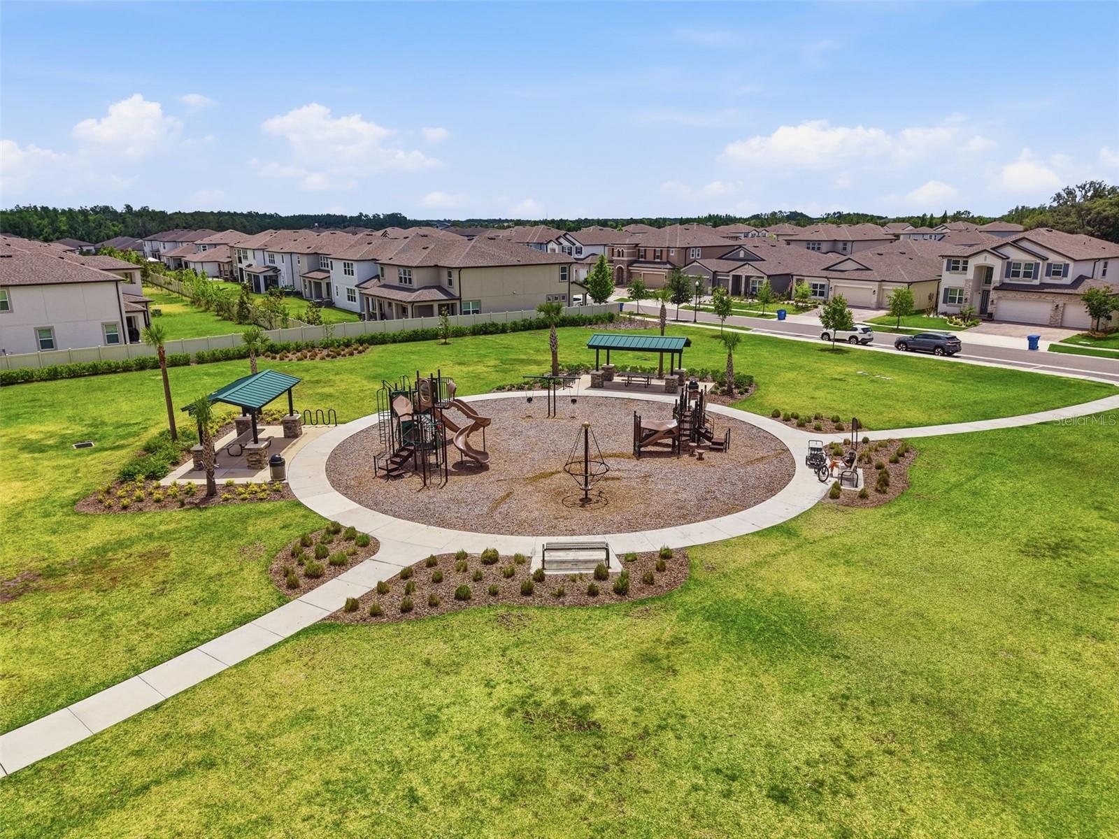 33163 SYCAMORE LEAF DR, WESLEY CHAPEL, FL, 33545